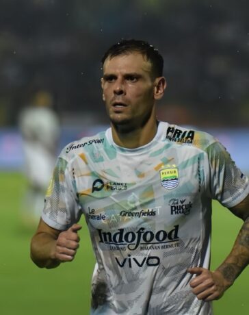 Tyronne del Pino: Sang matador Persib Bandung yang digunakan telat panas 