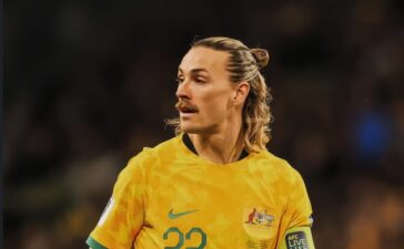 Sosok Jackson Irvine: Kapten Australia yang tersebut yang dimaksud nyentrik serta juga berbahaya
